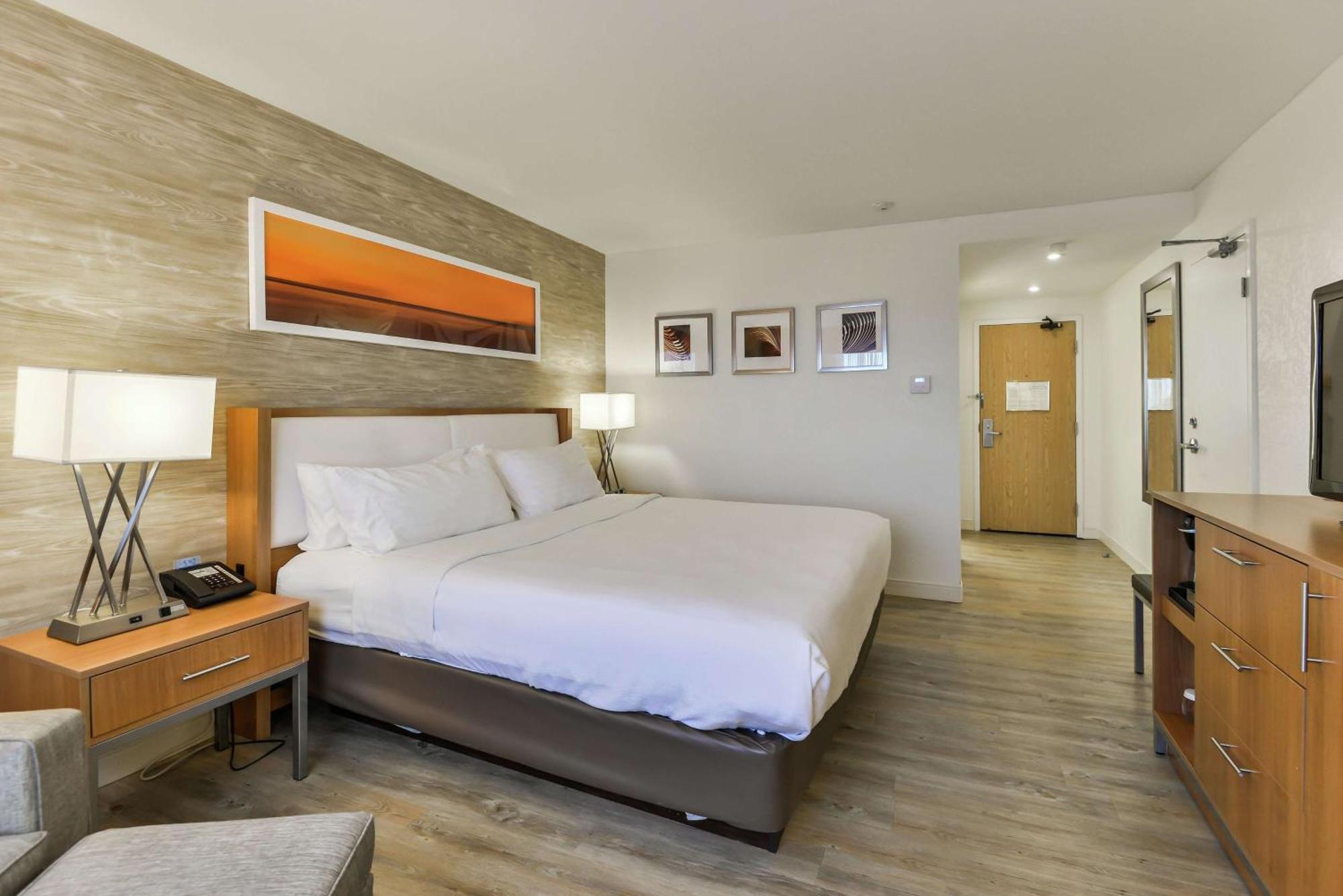 Hotel DoubleTree by Hilton Kitchener Exterior foto