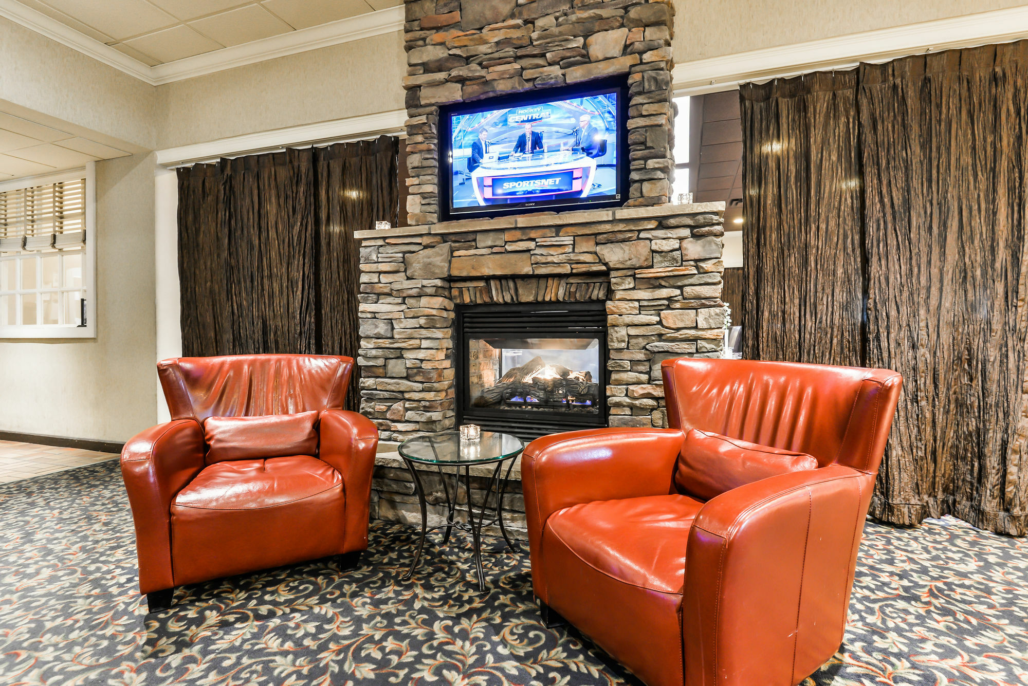 Hotel DoubleTree by Hilton Kitchener Exterior foto